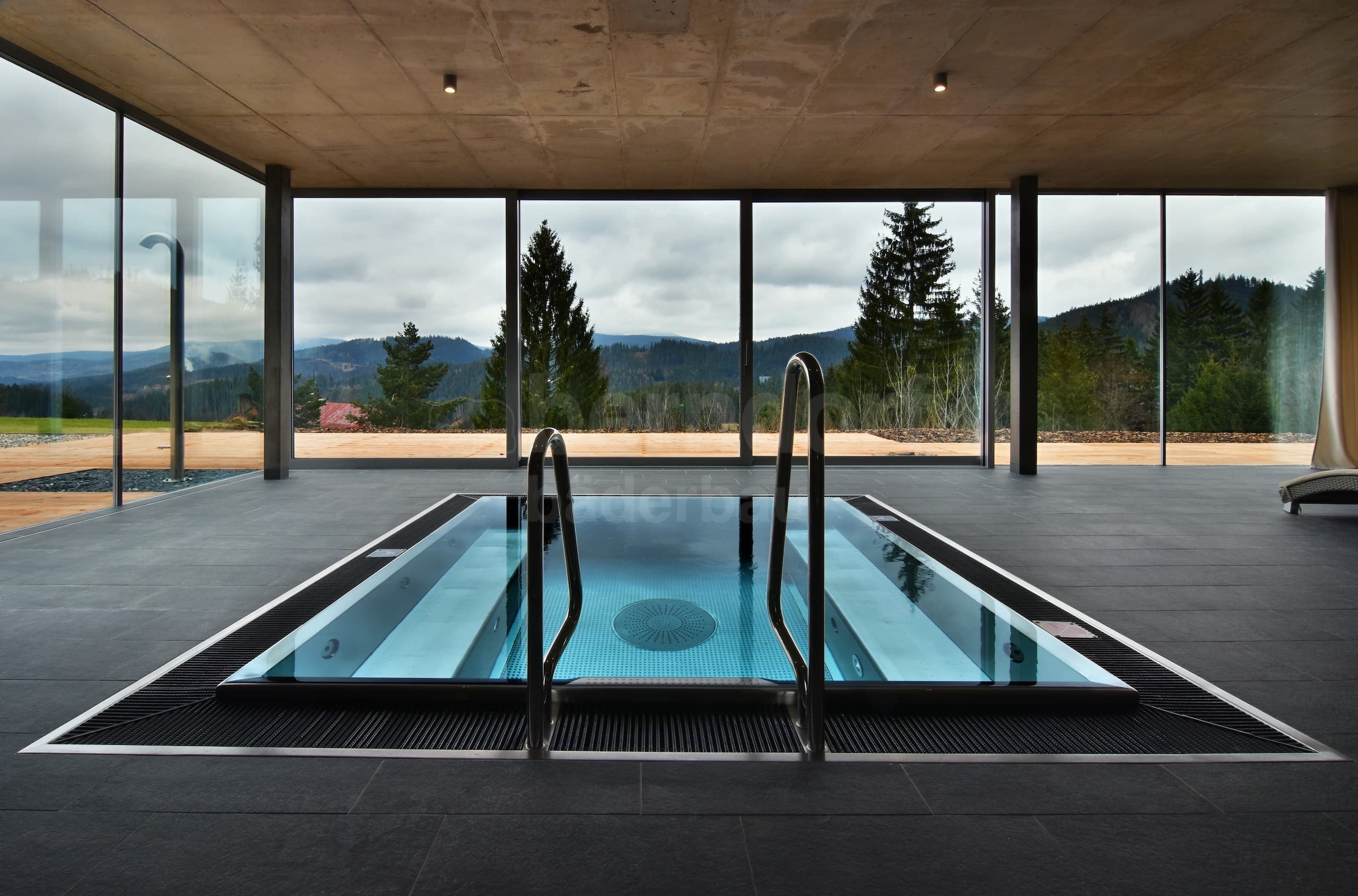 1f_Vířivý bazén.jpg