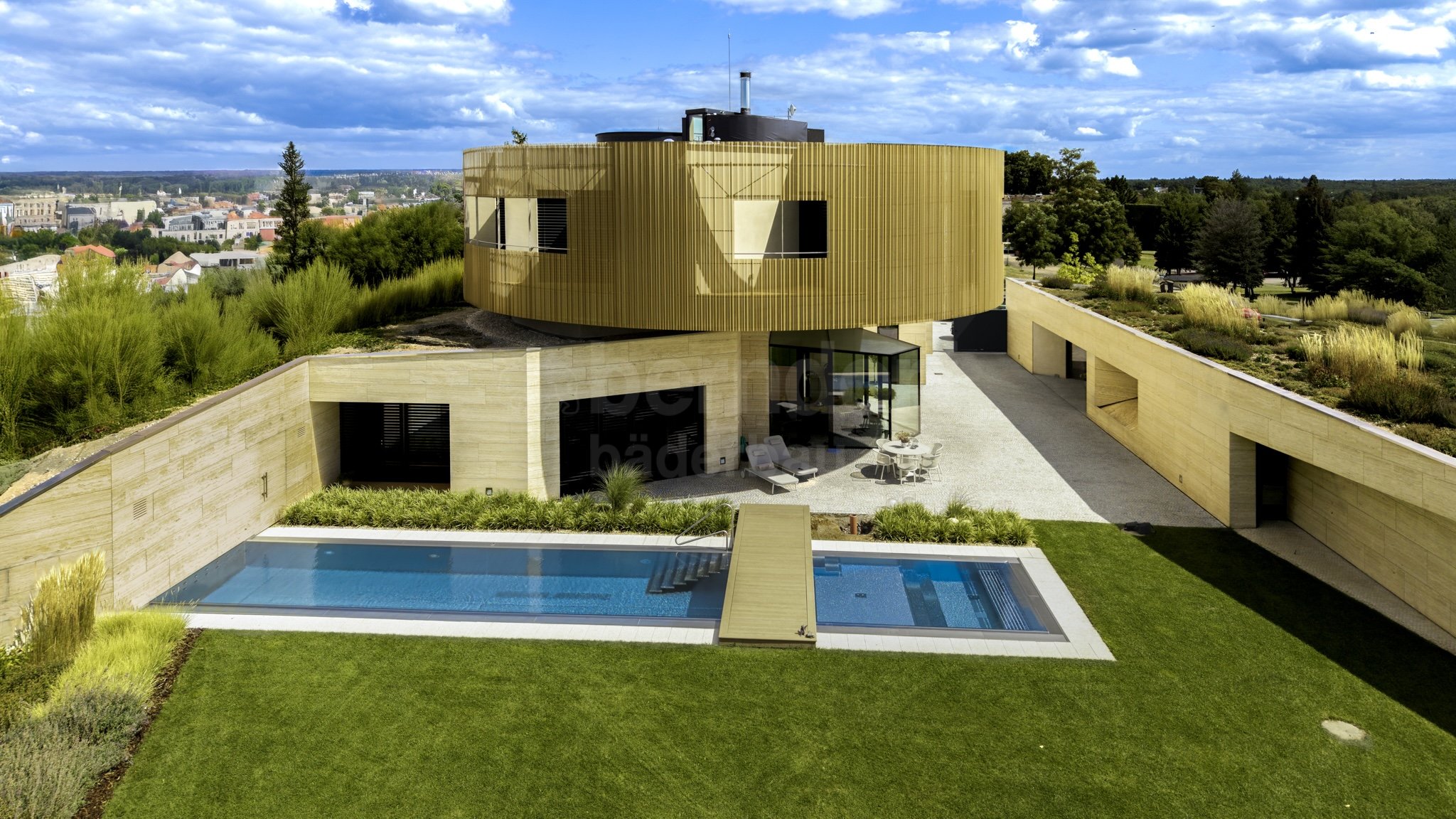 Privátny strešný skimmerový bazén 21