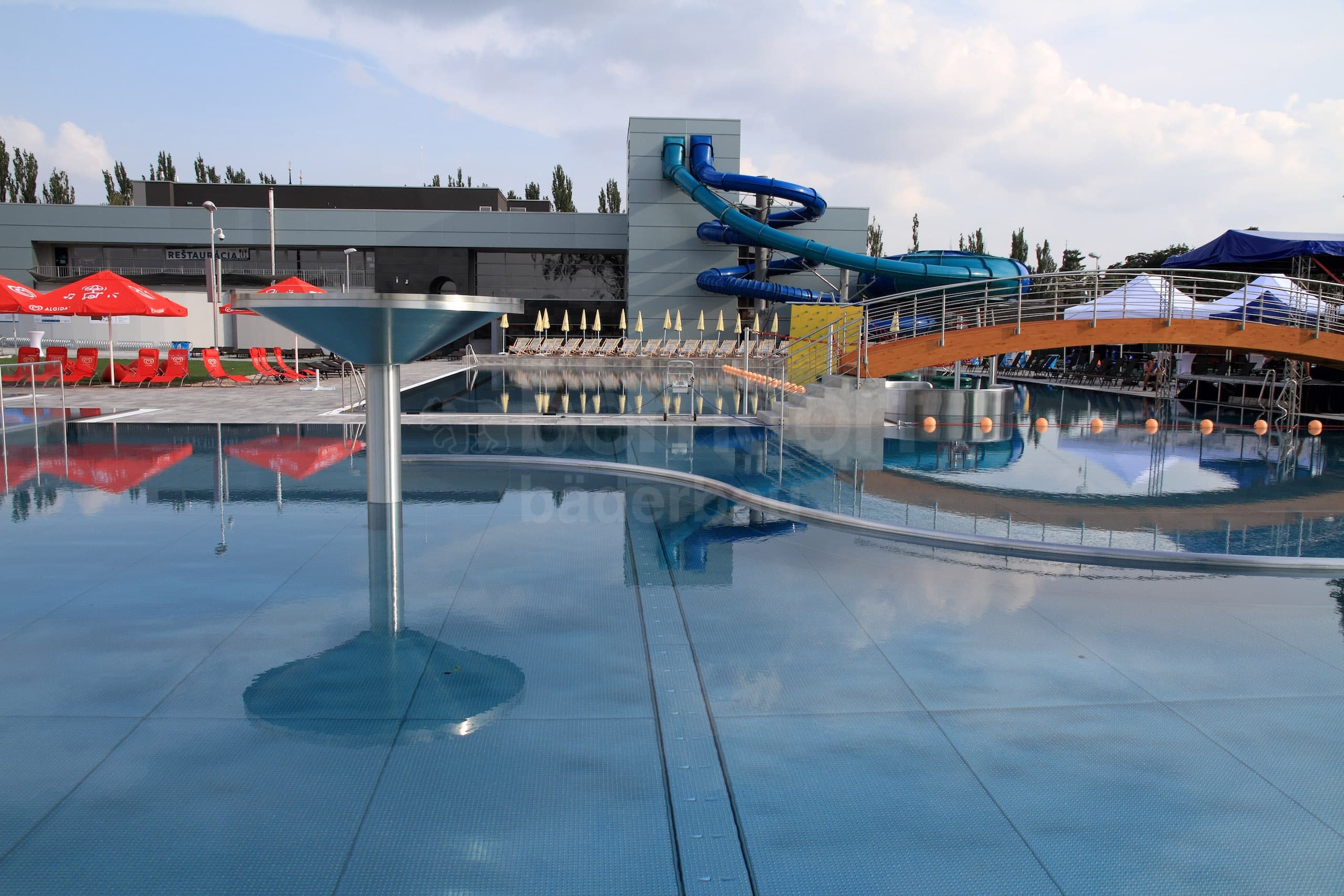 8j_TRNAVA_AQUAPARK Trnava.JPG