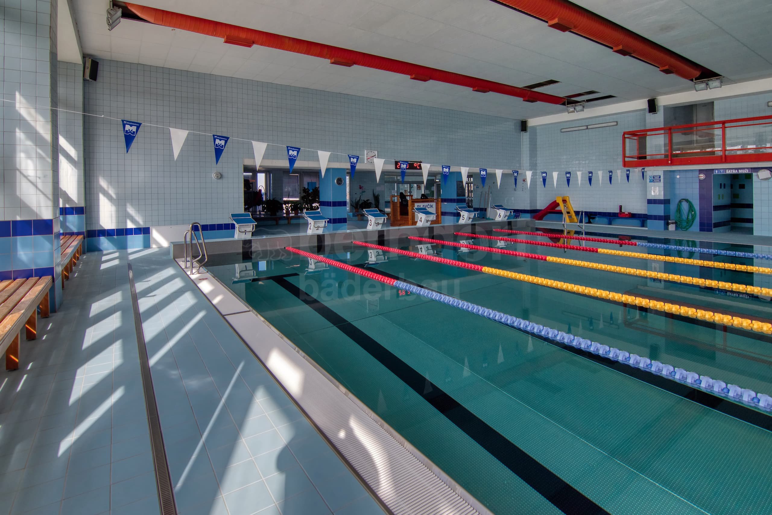 4b_LEVICE_Plavecký bazén 25m.jpg